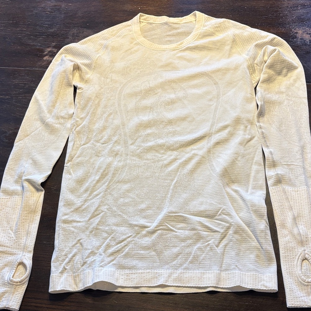 Lululemon Swiftly White/Ivory Long Sleeve, 6